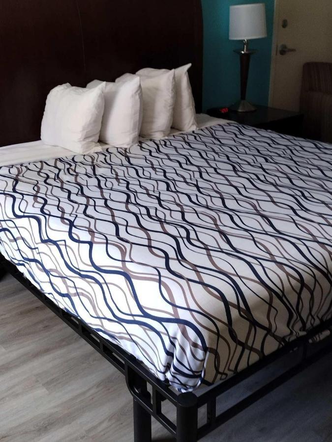 Magnolia Inn Extended Stay Of Kingsland - New 2024 - Book A Kitchen Room - 12 Noon Check Out - Sleep In Late - Better Sleep - Ultra Sparkling - Pool Open Until Until 4Am - Stay And Save Today - 24 Hour Front Desk - Premium Coffee Bar - Award Winning Экстерьер фото